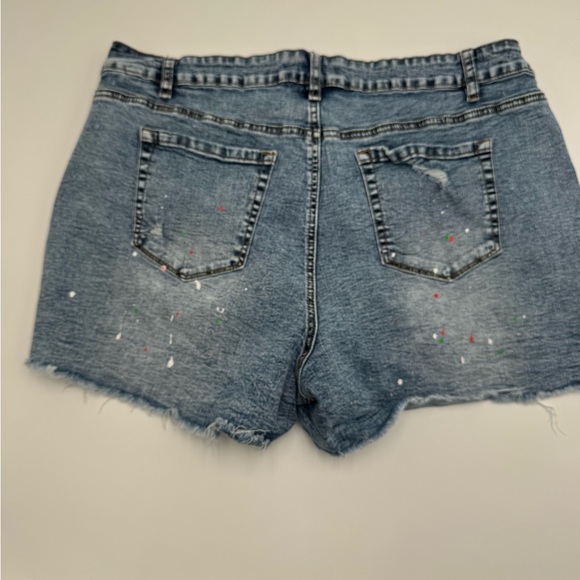 EST. 1948 Denim - Hi-rise - super cute. (A) - Picture 3 of 4